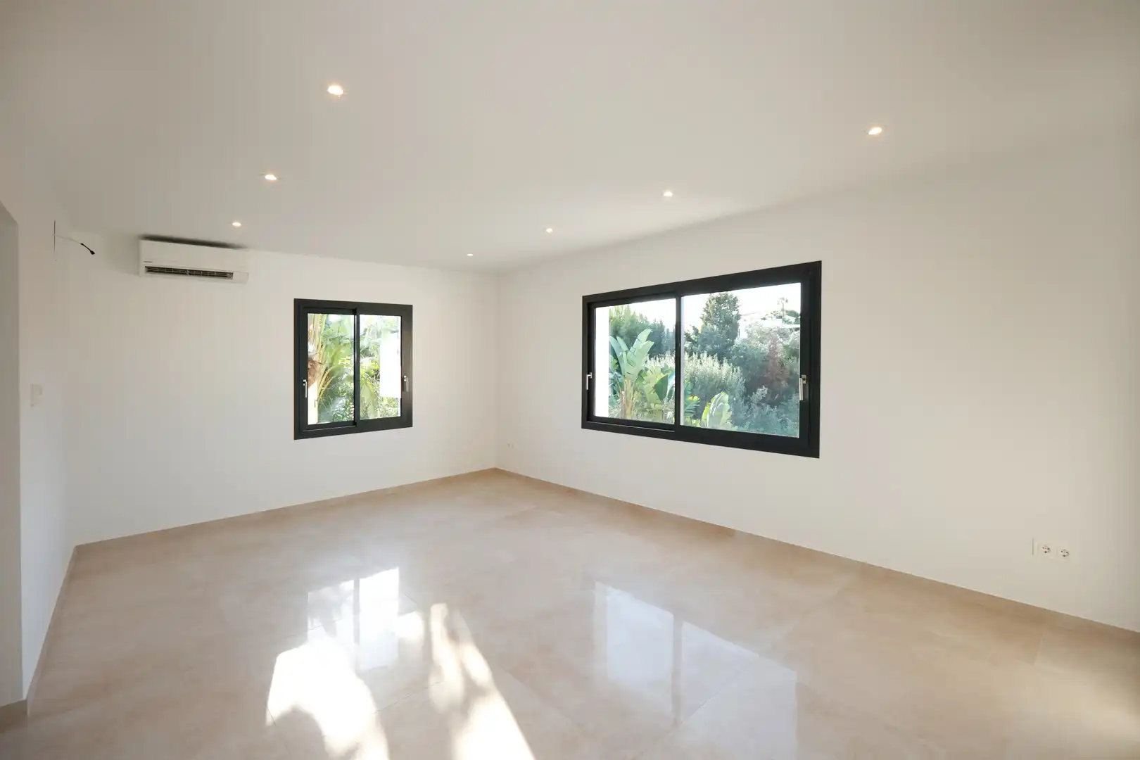 Chalet con terraza en venta en Carrió - La Merced - Los Pinos, imagen 13
