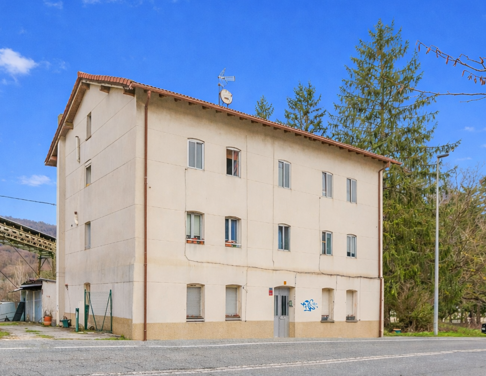 Exterior view of Flat for sale in Olazti / Olazagutía  with Heating and Private garden