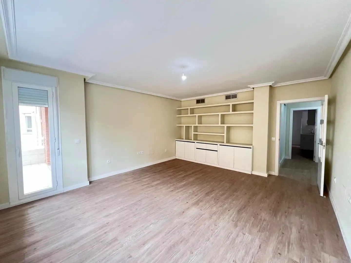 Flat with terrace to rent in Centro, imagen 9