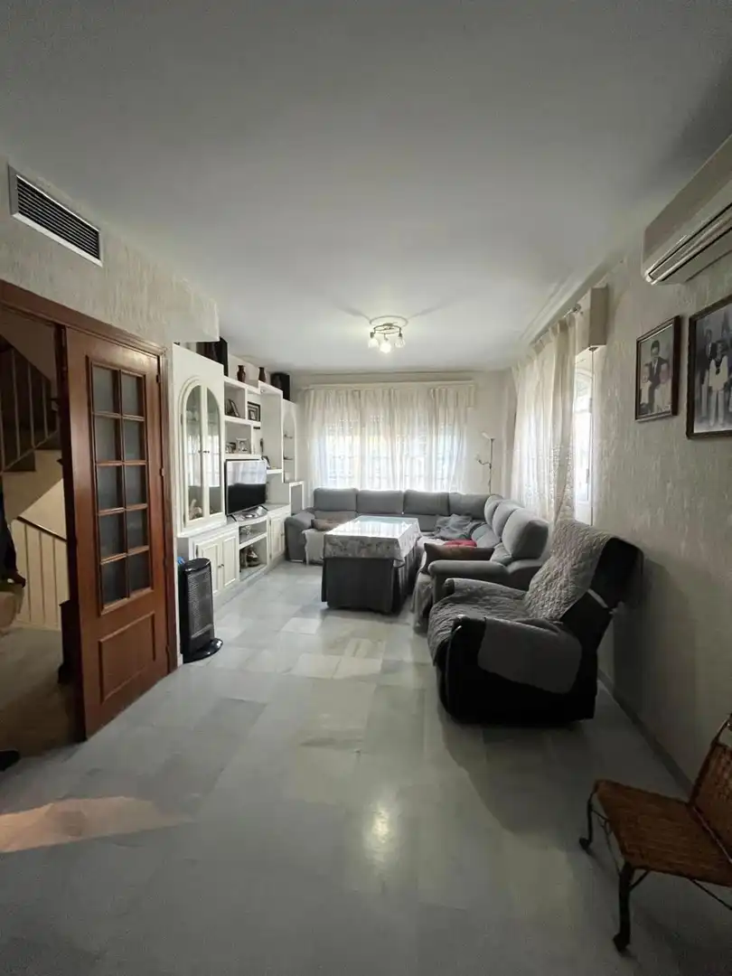 Living room of Houses for sale in Jerez de la Frontera  with Terrace and Storage room