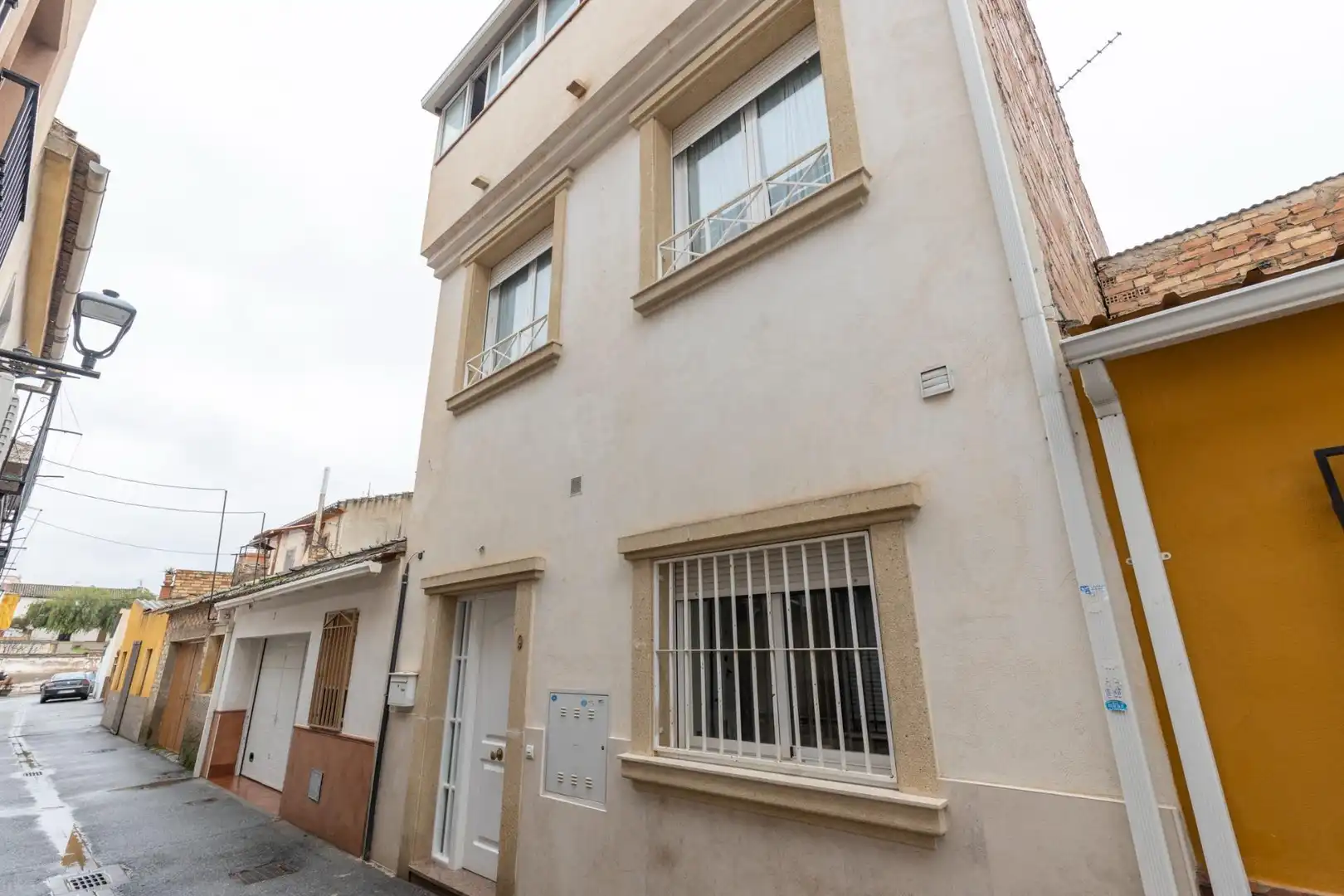 Reihenhaus zum Verkauf in Calle VIRGEN AURORA, imagen 2