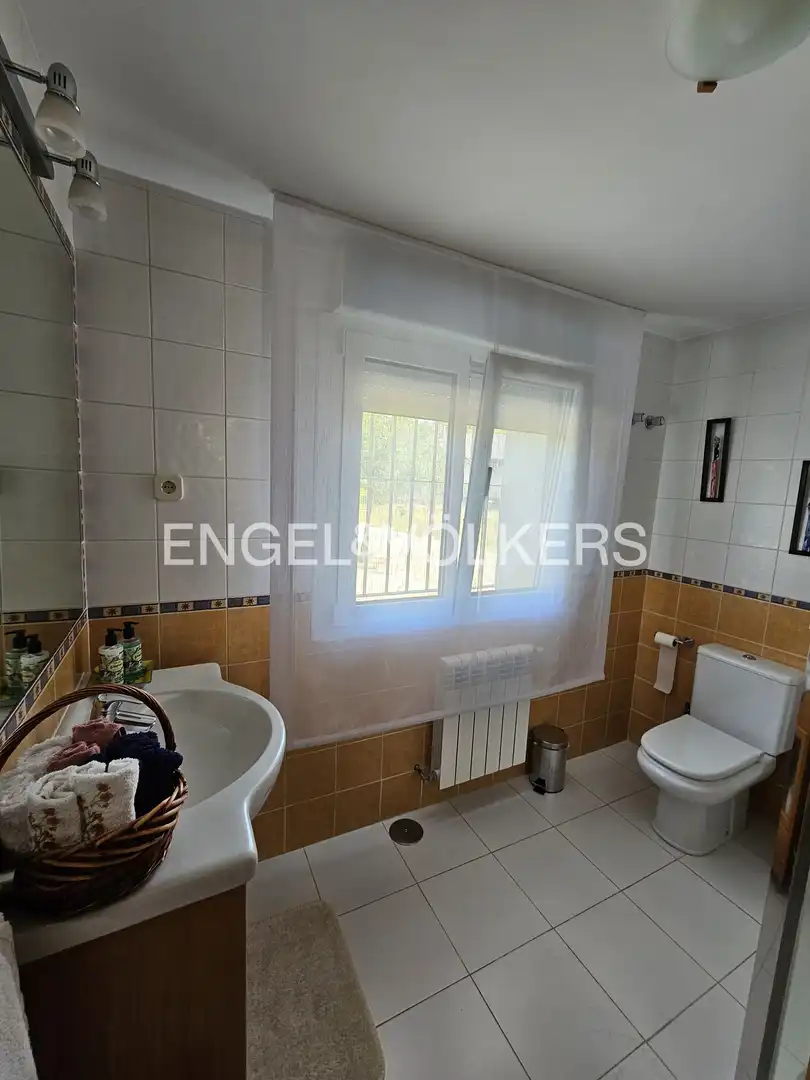 Bathroom of Houses for sale in Alpedrete  with Heating, Private garden and Terrace