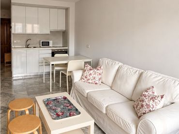 Estudio con ascensor en alquiler en Reding