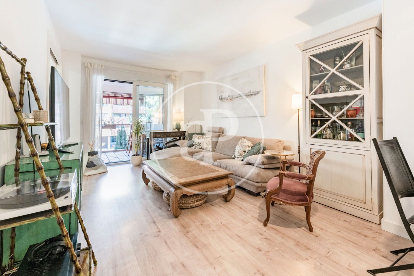 Living room of Flat for sale in  Madrid Capital  with Air Conditioner, Heating and Terrace
