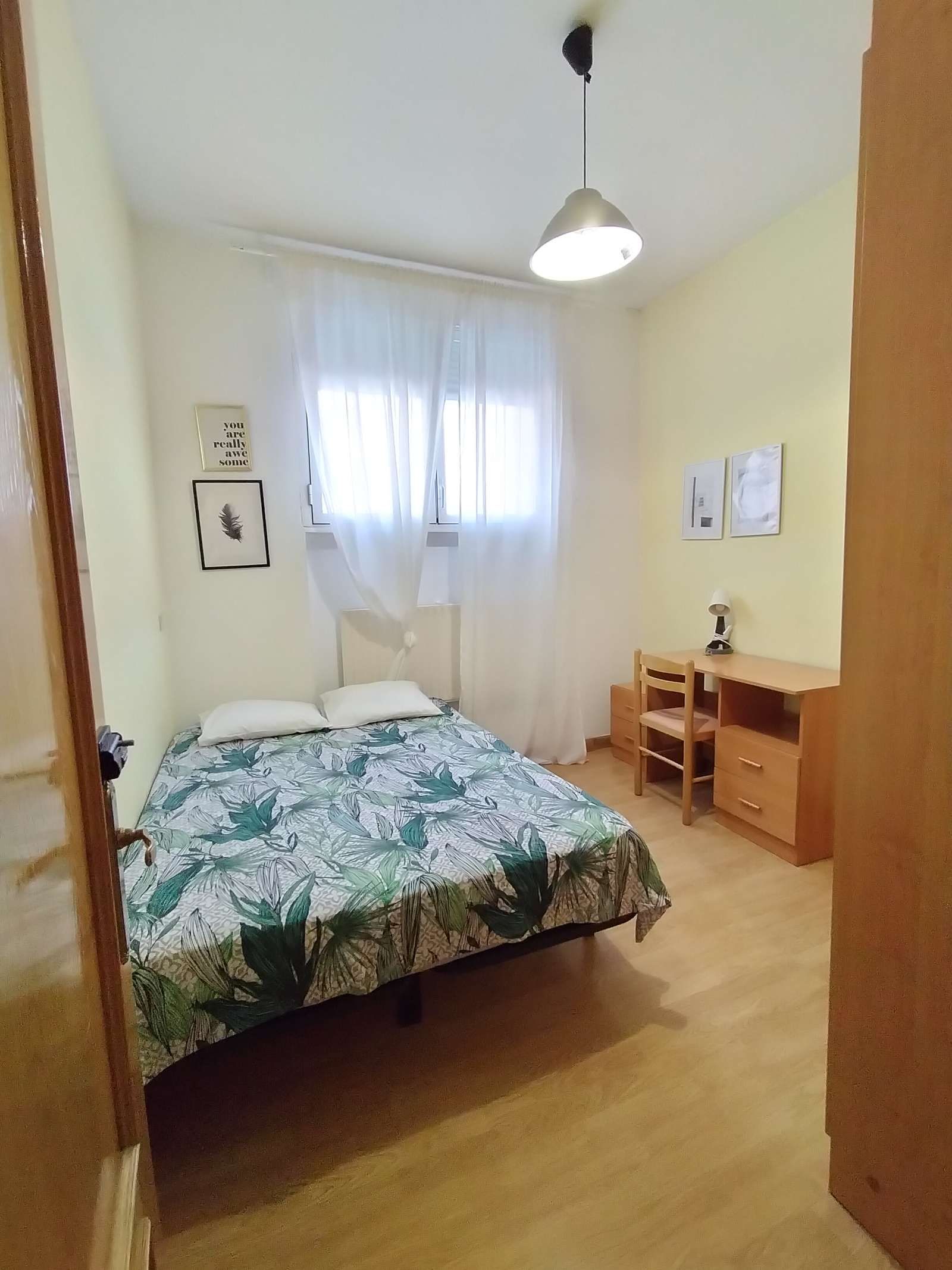 Bedroom of Flat to share in  Madrid Capital  with Air Conditioner, Heating and Terrace