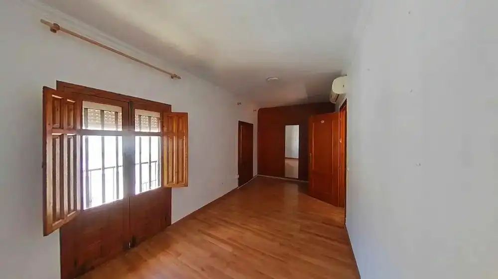 Houses for sale in Vélez-Málaga  with Air Conditioner, Heating and Balcony