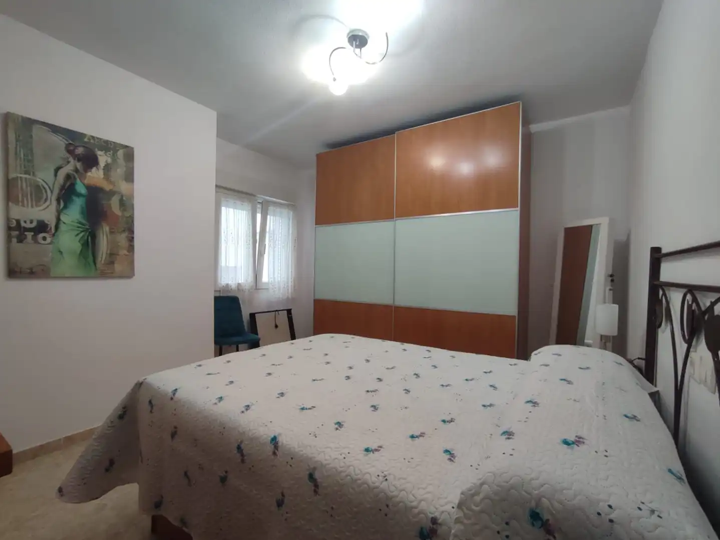 Schlafzimmer von Wohnung zur Miete in Gijón  mit Heizung und Möbliert