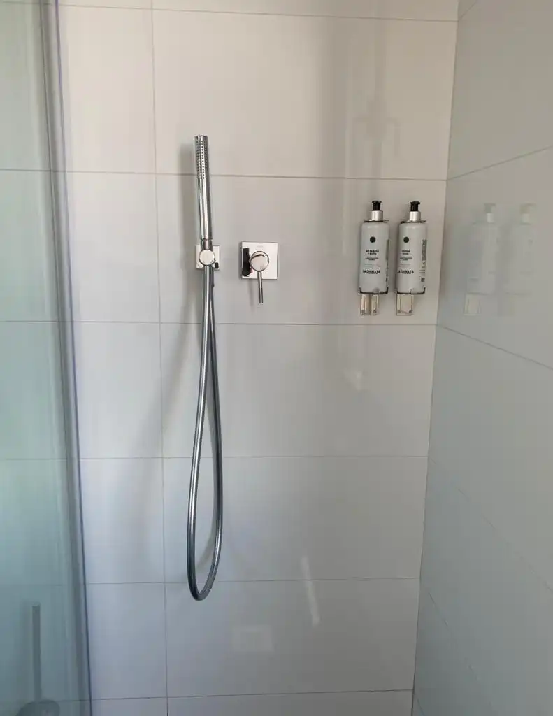 Bathroom of Attic for sale in La Farola