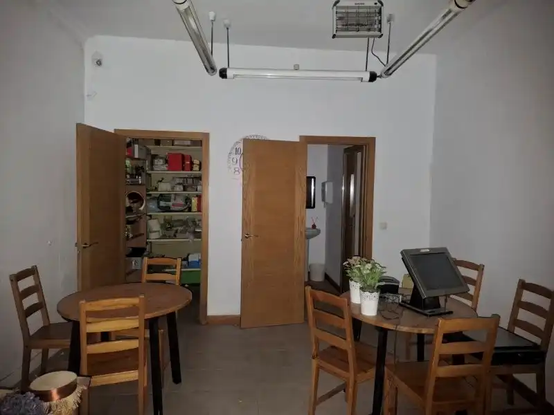 Geschaftsraum zum Verkauf in Viveiro