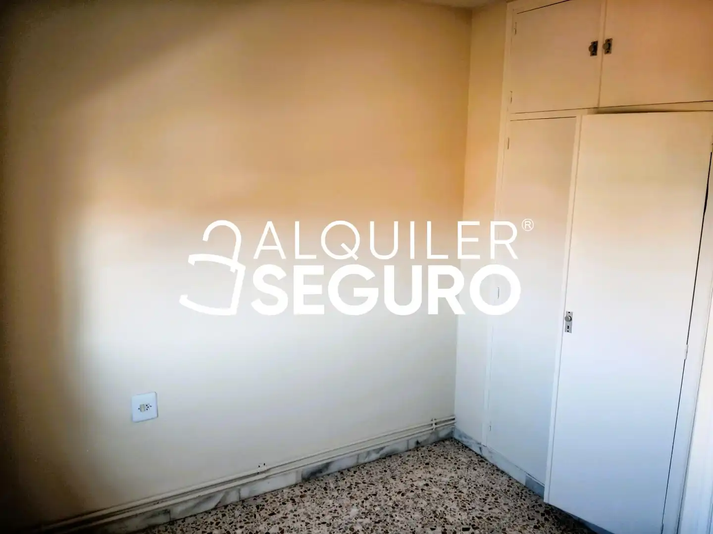 Habitación de Casa o chalet de alquiler en Aldeamayor de San Martín con Aire acondicionado, Calefacción y Terraza