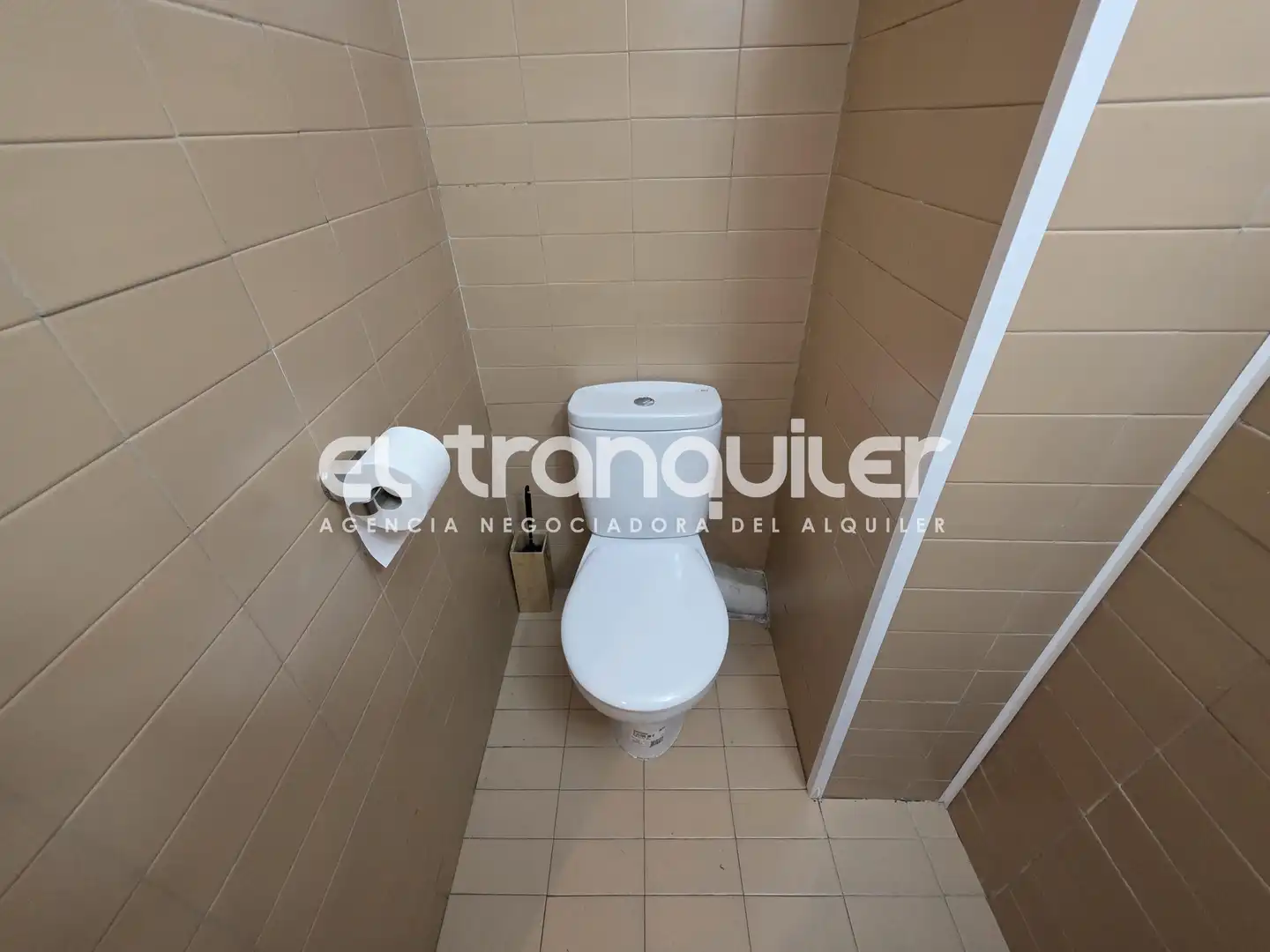 Bathroom of Flat for rent in Madrid  with Parquet flooring, Terrace and Furnished