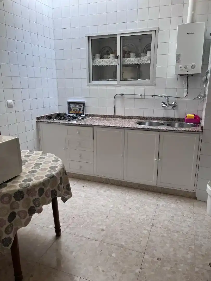 Cuina de Casa adosada en venda en Bornos amb Aire condicionat i Balcó