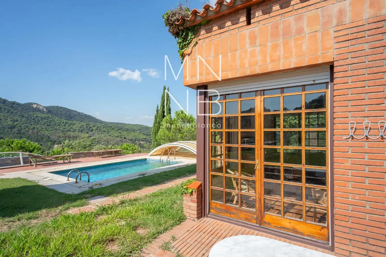 Garten von Haus oder Chalet zur Miete in Òrrius mit Heizung, Schwimmbad und Möbliert