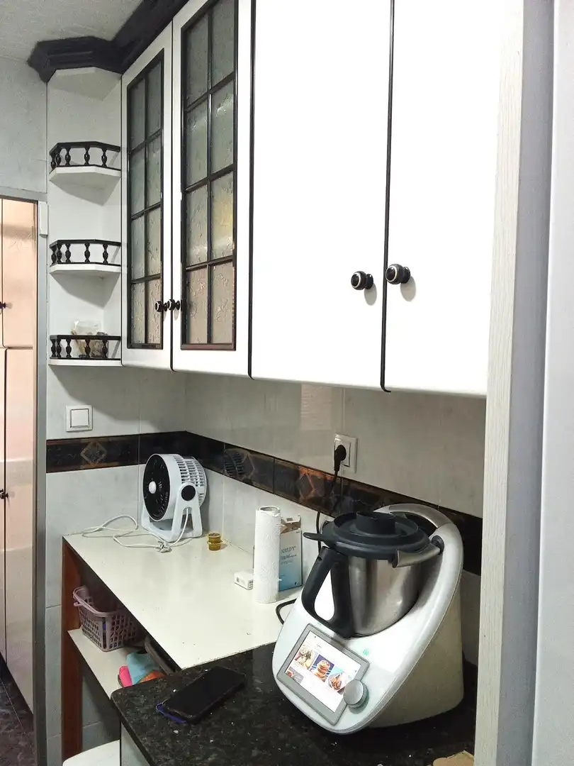 Kitchen of Flat for sale in Badalona
