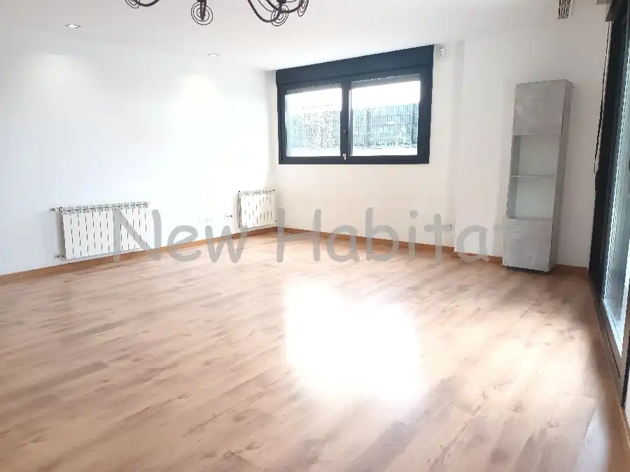 Sala de estar de Casa adosada en venta en Castellón de la Plana / Castelló de la Plana con Aire acondicionado, Jardín privado y Terraza