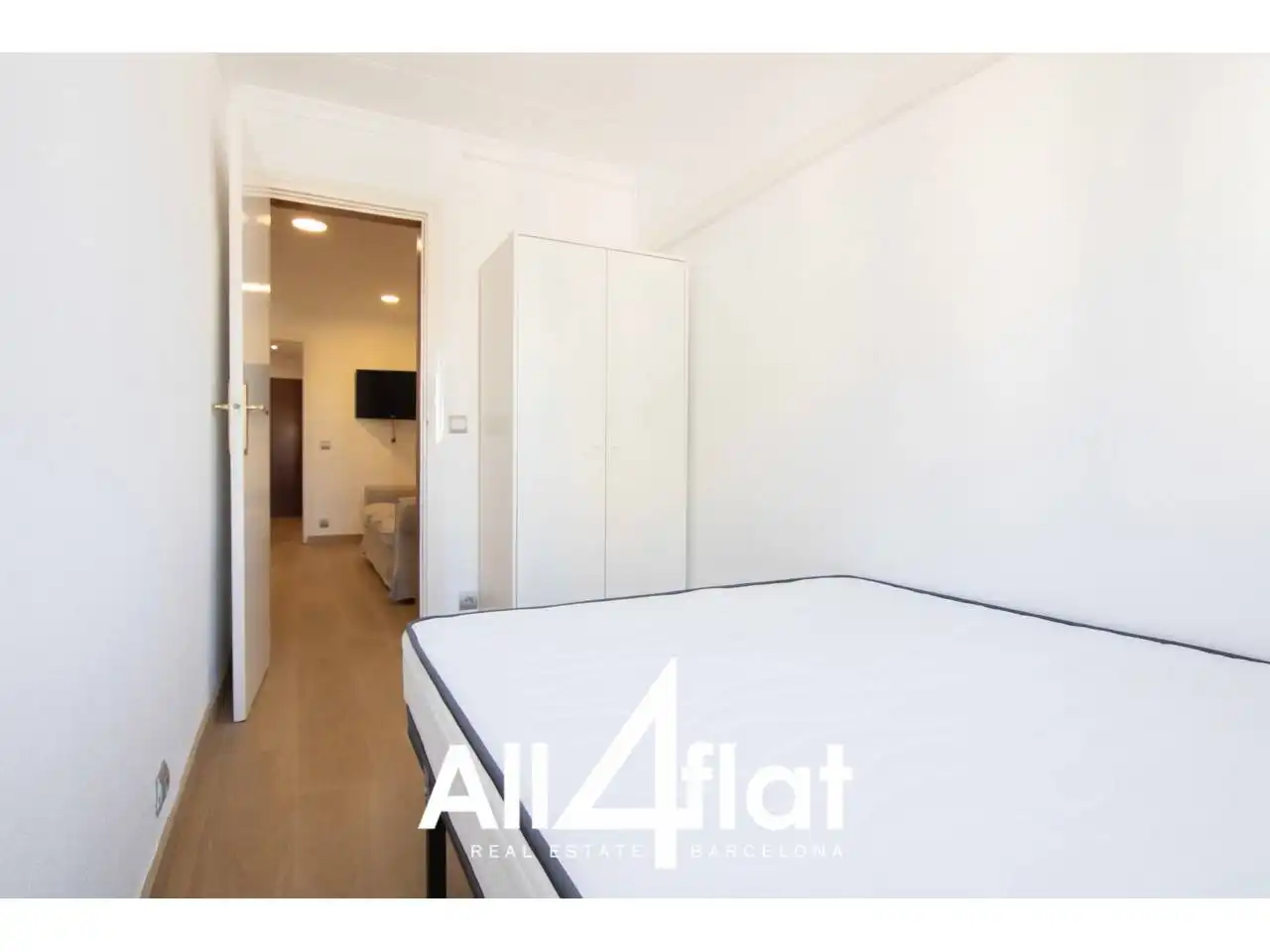 Wohnung zur Miete in Calle Rafael Campalans, La Torrassa