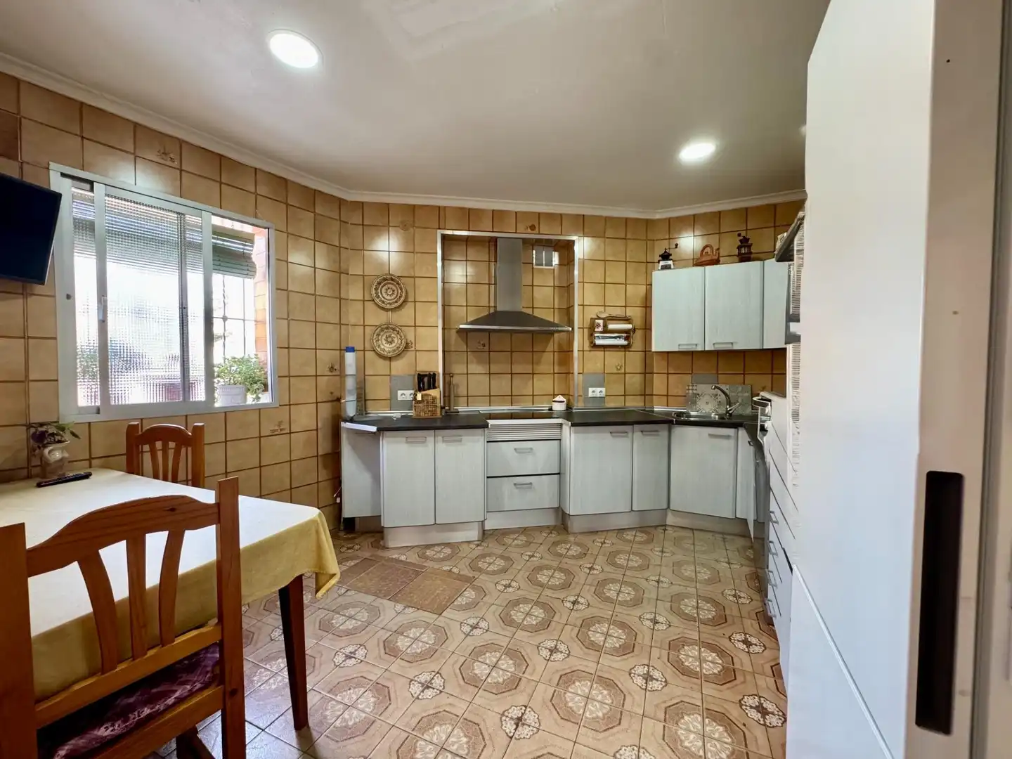 Cuina de Casa o xalet en venda en Cruz de Humilladero