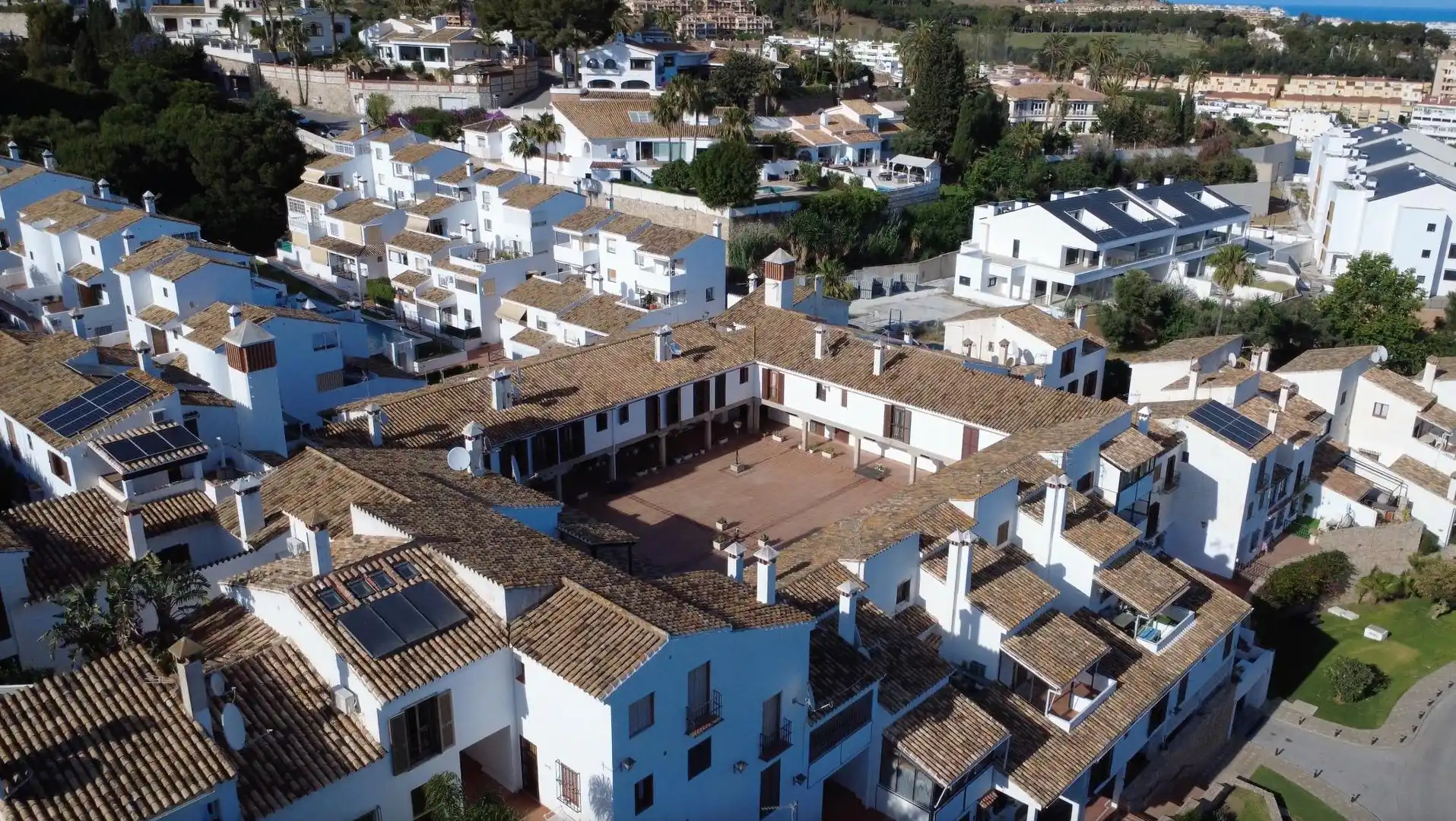 Exterior view of Flat for sale in Benalmádena  with Heating, Private garden and Terrace