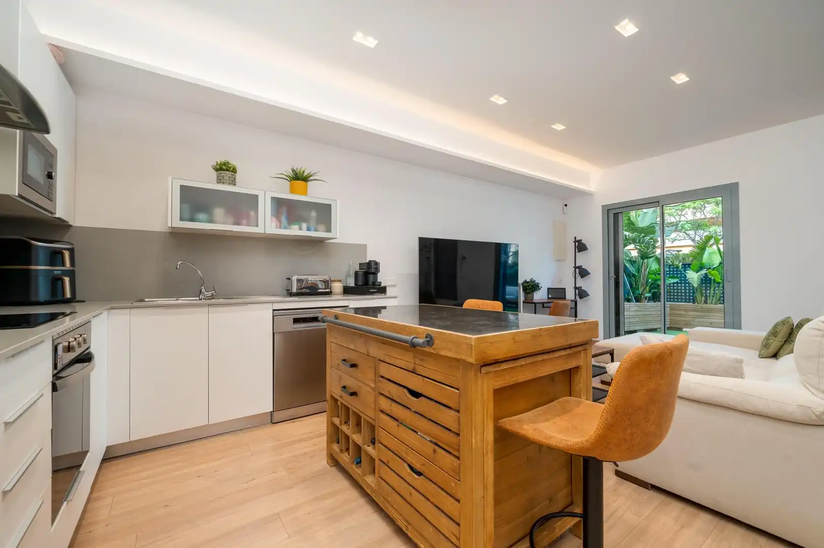 Cocina de Planta baja en venta en  Palma de Mallorca con Aire acondicionado, Calefacción y Jardín privado