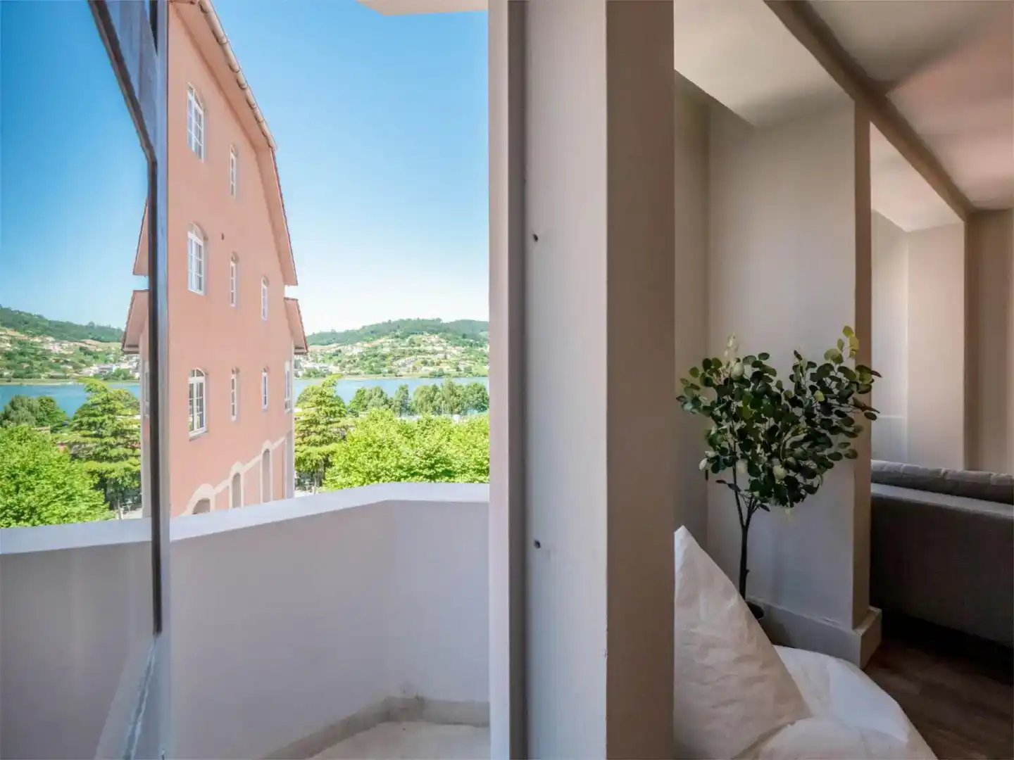 Balcony of Flat for rent in Pontedeume  with Furnished and Balcony