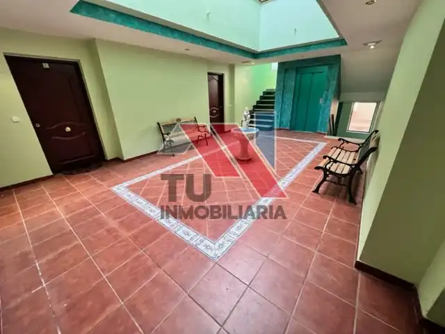 Piso en venta en El Carpio de Tajo con Calefacción, Parquet y Balcón