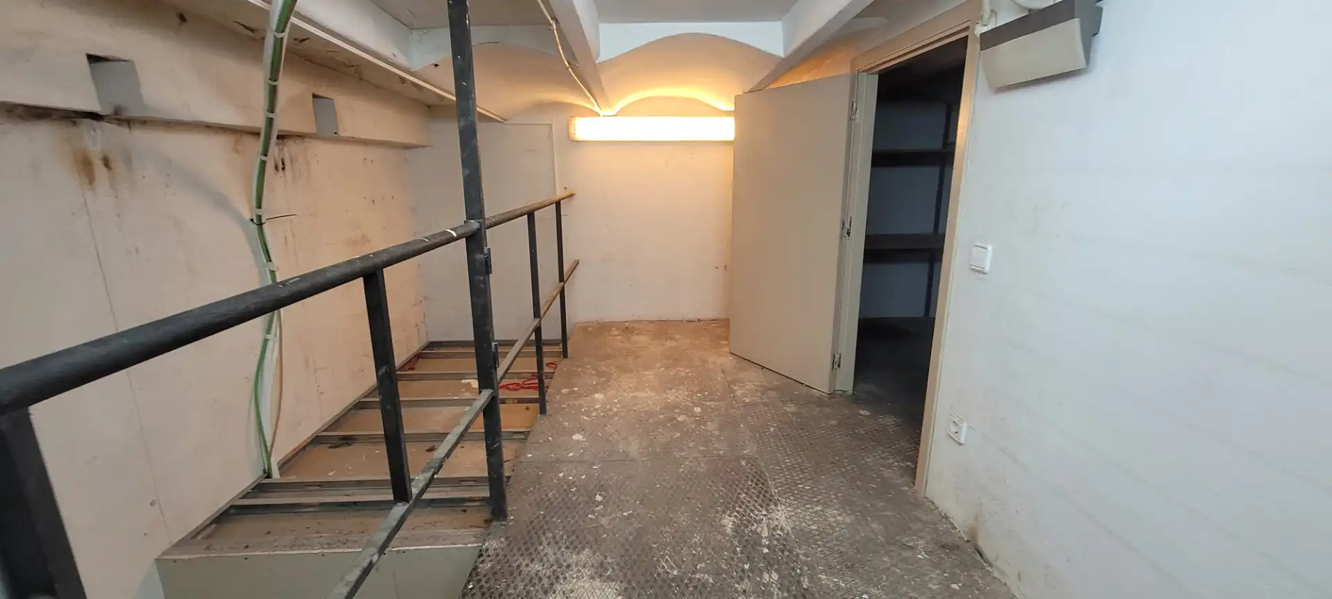 Local comercial en venta en Carrer de Viladomat, imagen 19