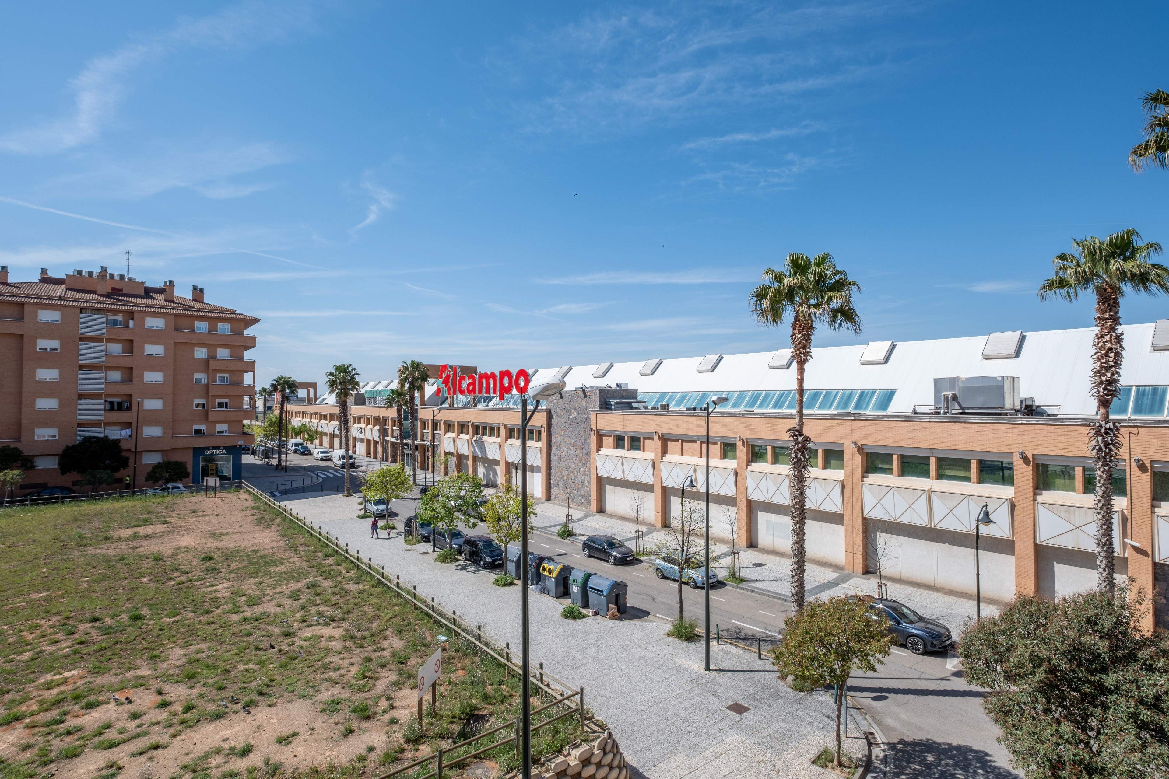 Außenansicht von Wohnung zum verkauf in  Zaragoza Capital mit Heizung, Parkett und Terrasse
