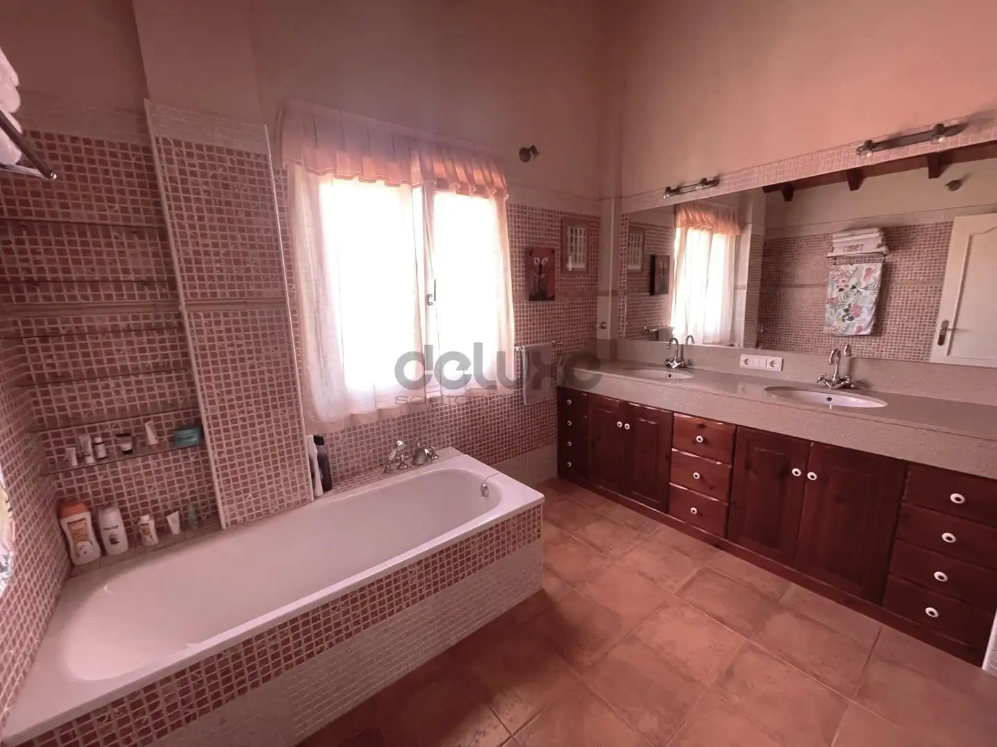 Badezimmer von Maisonette zum Verkauf in Piélagos mit Heizung und Abstellraum