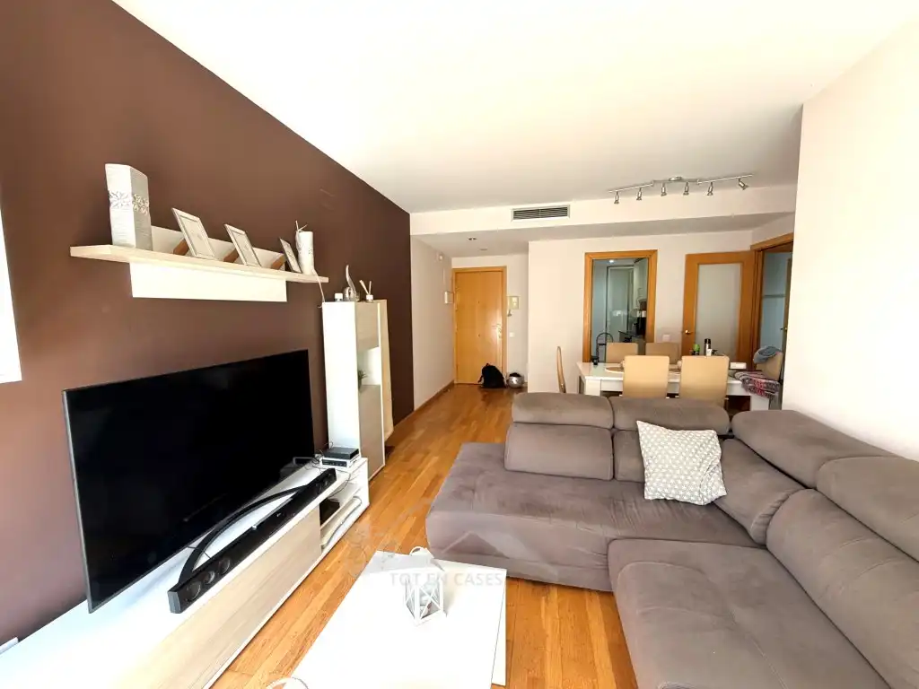Wohnung mit Aufzug zum Verkauf in Calle Teresa Pamies Bertran, imagen 4