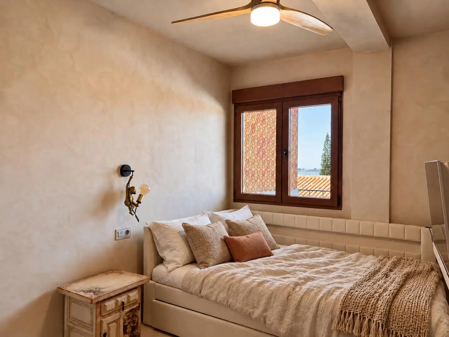 Casa aparellada amb terrassa en venda a Calle Mirador de la Bahía 31, imagen 37