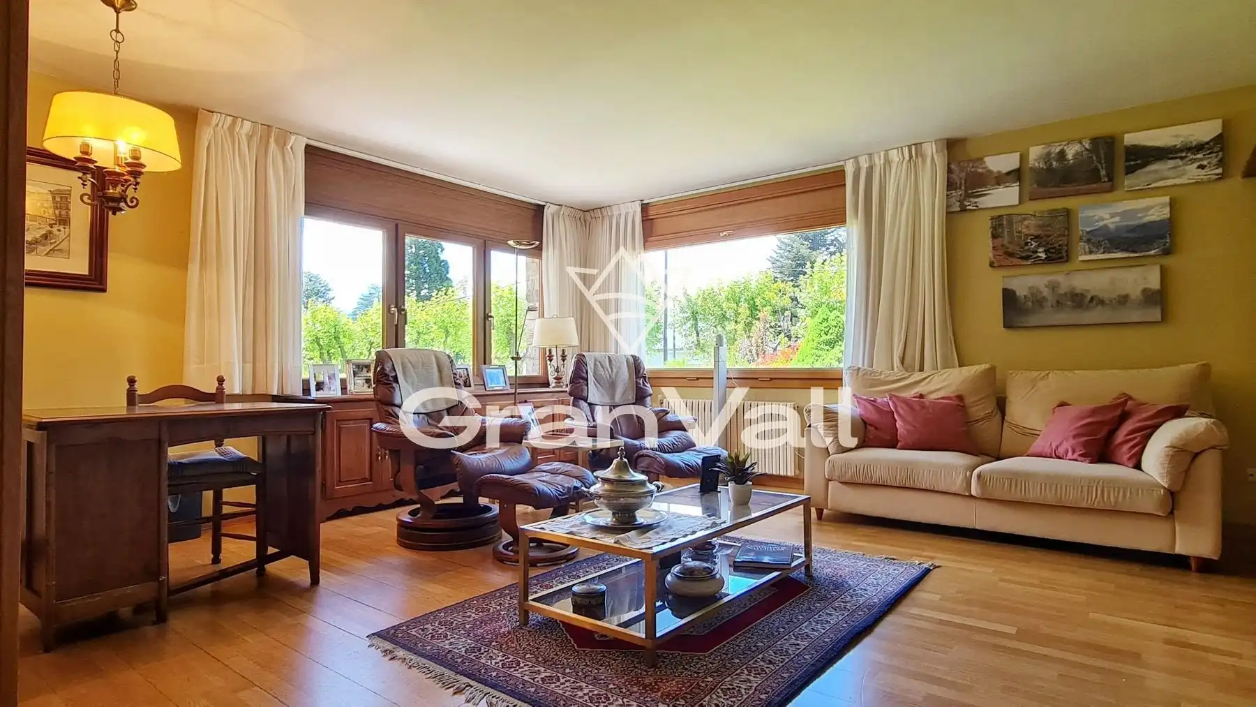 Sala de estar de Casa o chalet en venta en Puigcerdà con Calefacción, Jardín privado y Terraza