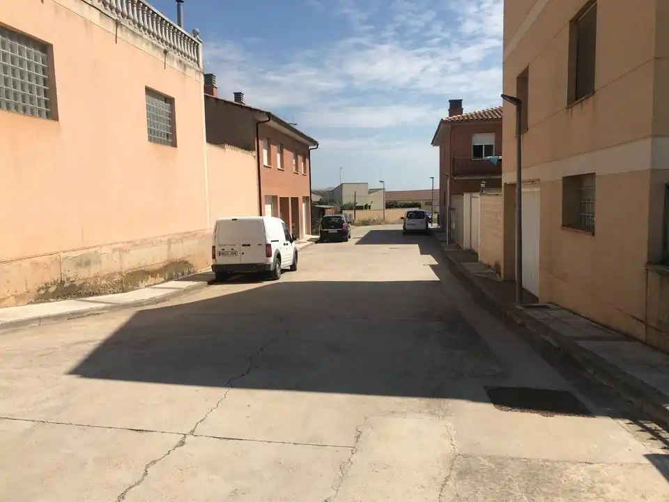 Parkplatz von Residential zum Verkauf in Mallén
