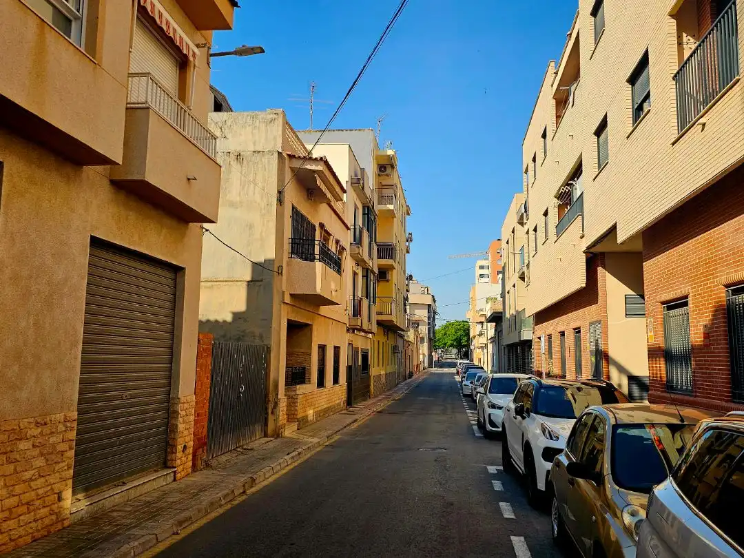 Exterior view of Garage for rent in El Campello