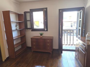 Casa con balcón en venta en Barrio Poblado Renedo