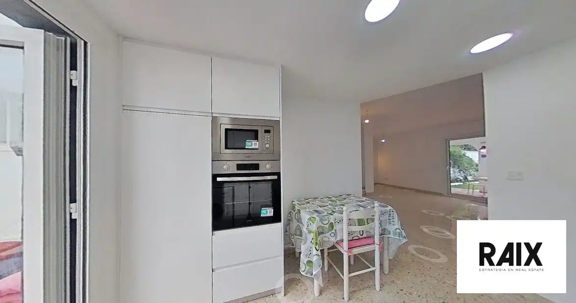Cocina de Casa o chalet en venta en Algeciras con Aire acondicionado, Terraza y Trastero