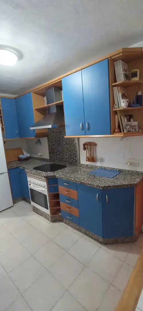 Cuina de Pis en venda en Badajoz amb Aire condicionat, Calefacció i Jardí privat