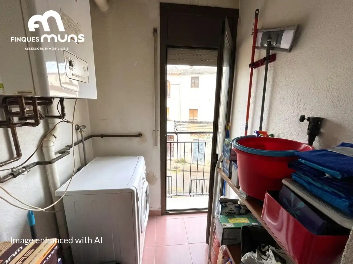 Terrassa de Pis en venda en Salt amb Calefacció, Terrassa i Moblat