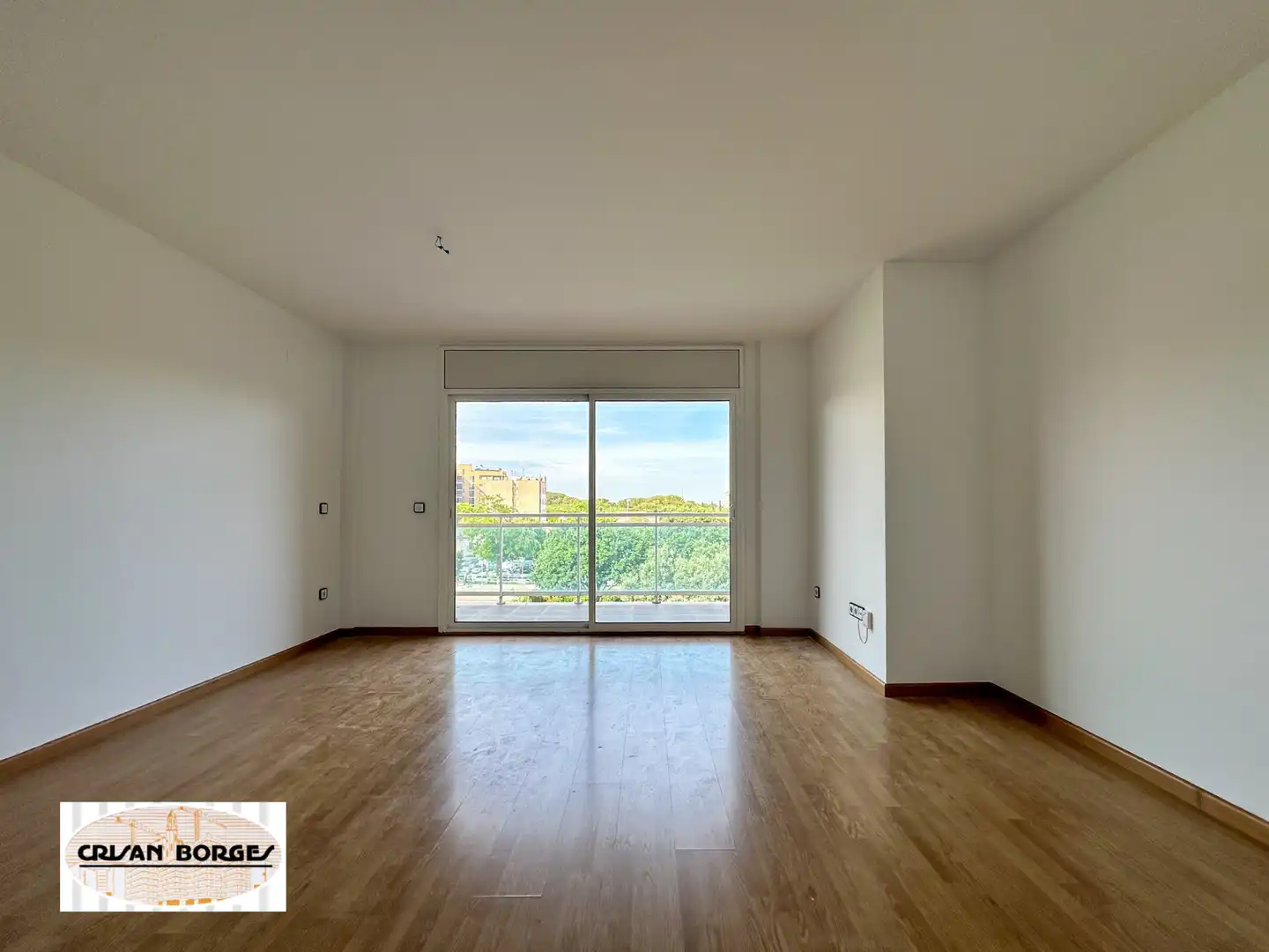 Living room of Flat for sale in Reus  with Air Conditioner, Private garden and Parquet flooring