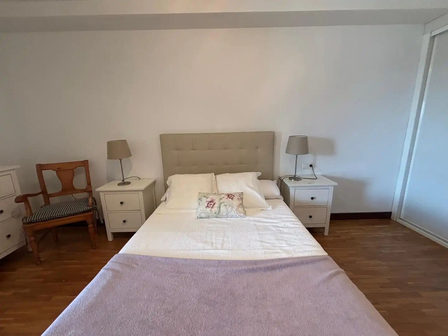Habitación de Piso de alquiler en  Pamplona / Iruña con Calefacción, Parquet y Terraza
