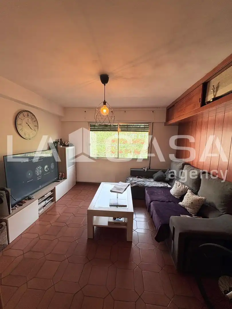 Sala d'estar de Pis en venda en  Barcelona Capital amb Balcó