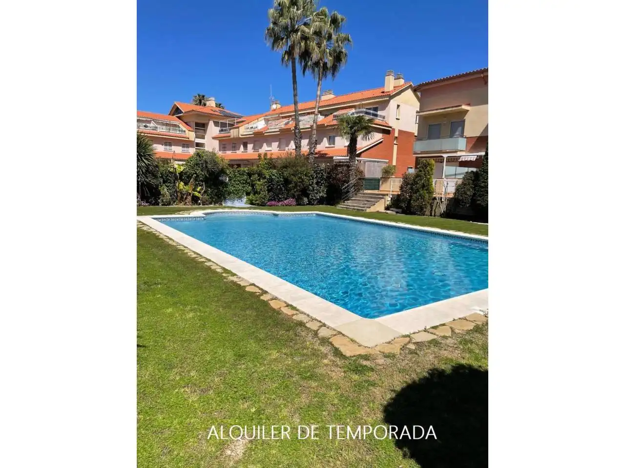 Piscina de Piso de alquiler en Cubelles con Aire acondicionado, Calefacción y Jardín privado