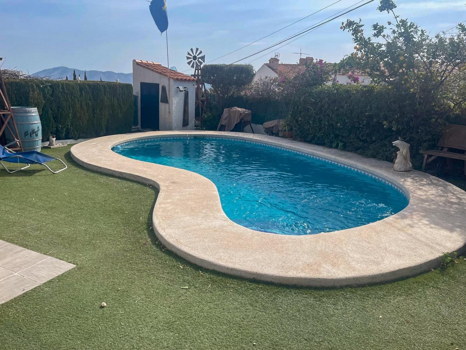 Swimming pool of House or chalet for sale in La Nucia  with Air Conditioner, Heating and Private garden