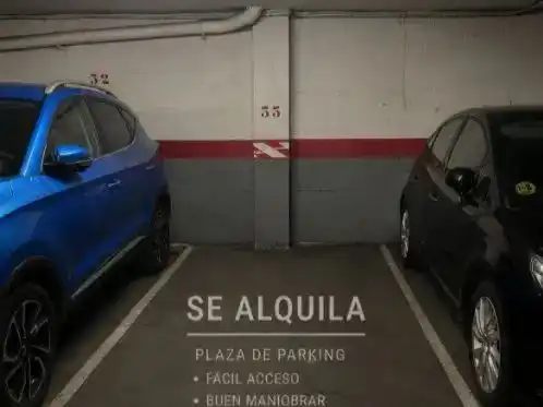 Parkplatz von Garage zur Miete in Barcelona mit Alarm
