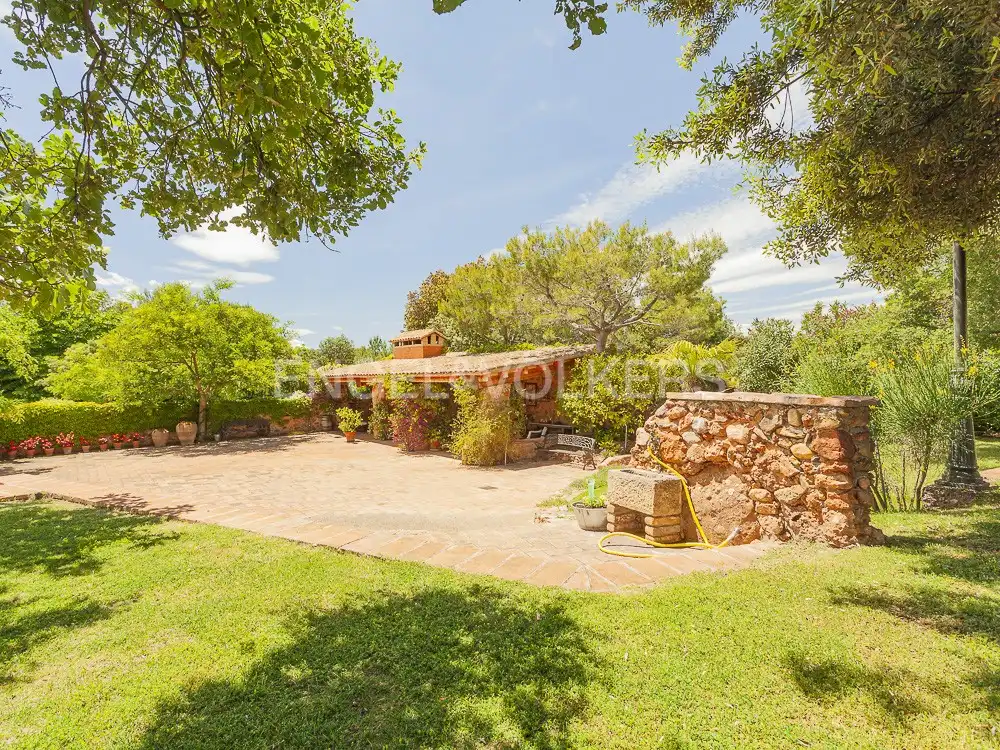 Garten von Country house zur Miete in El Bruc mit Klimaanlage, Heizung und Privatgarten