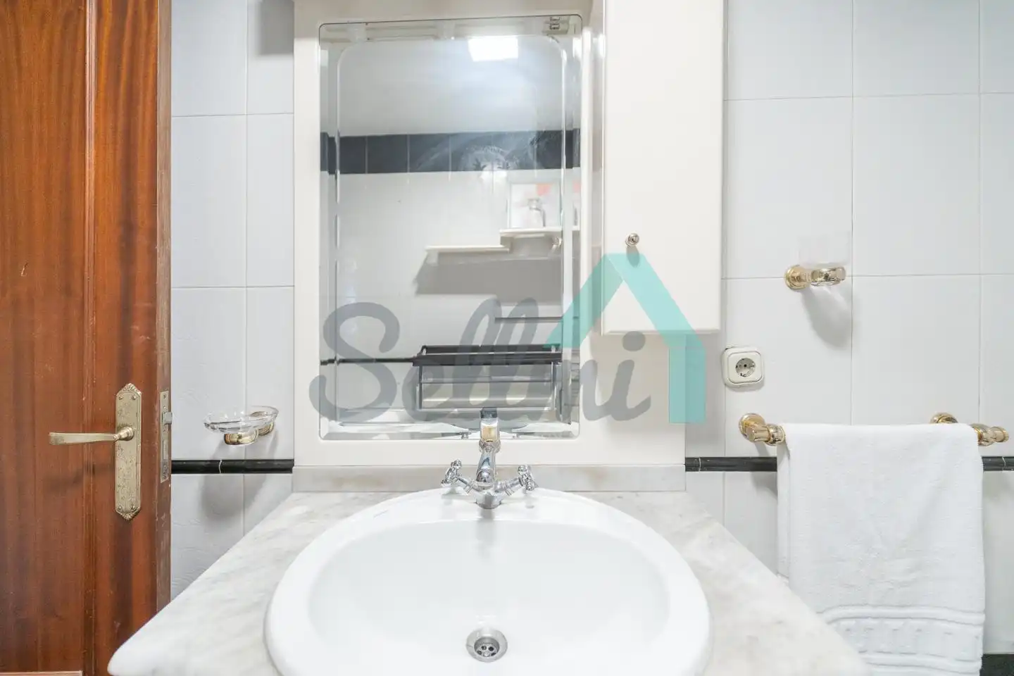 Dúplex en venta en Ramón Menéndez Pidal, Parres