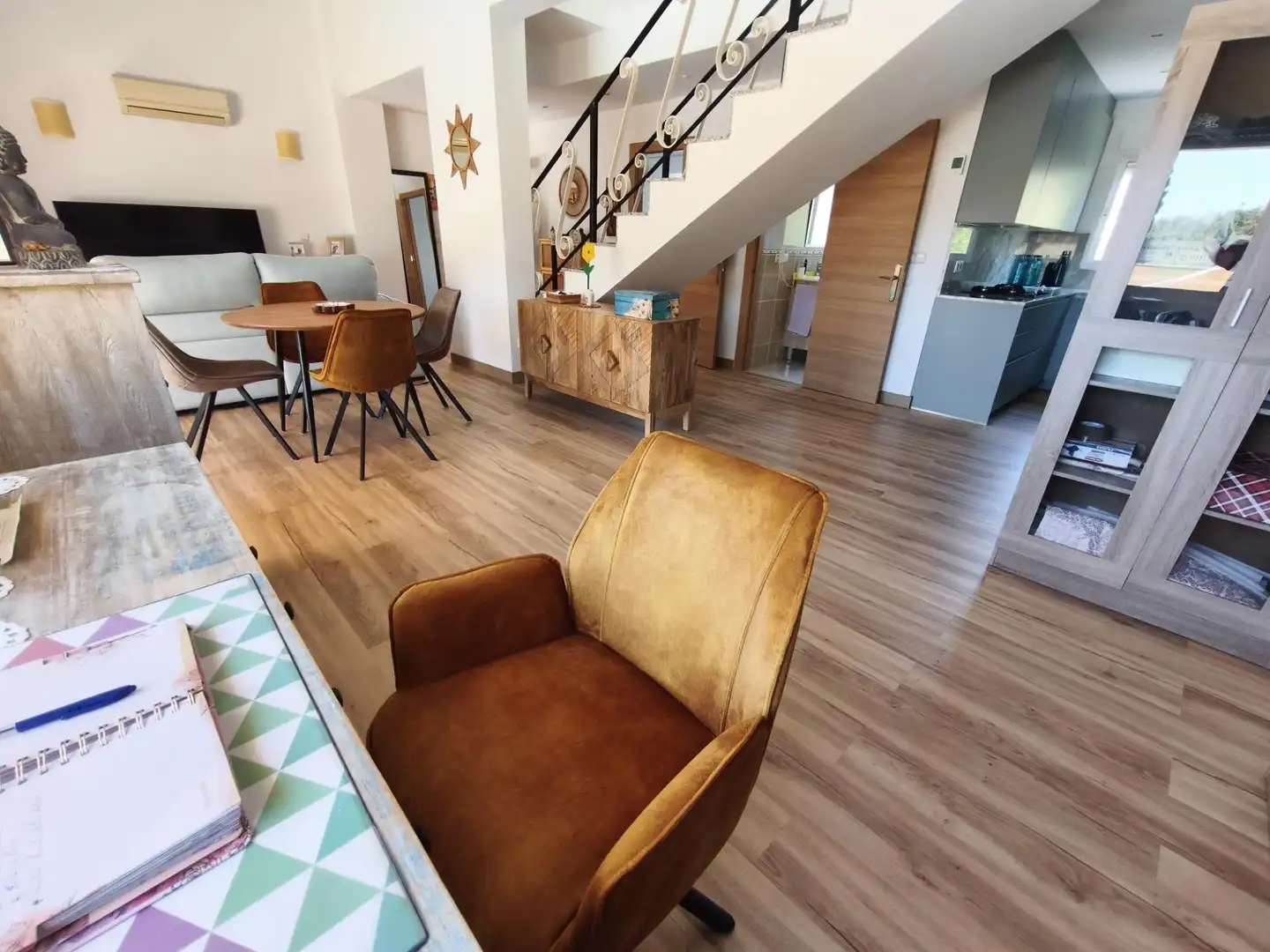 Living room of Detached homes for sale in La Nucia  with Air Conditioner, Parquet flooring and Terrace