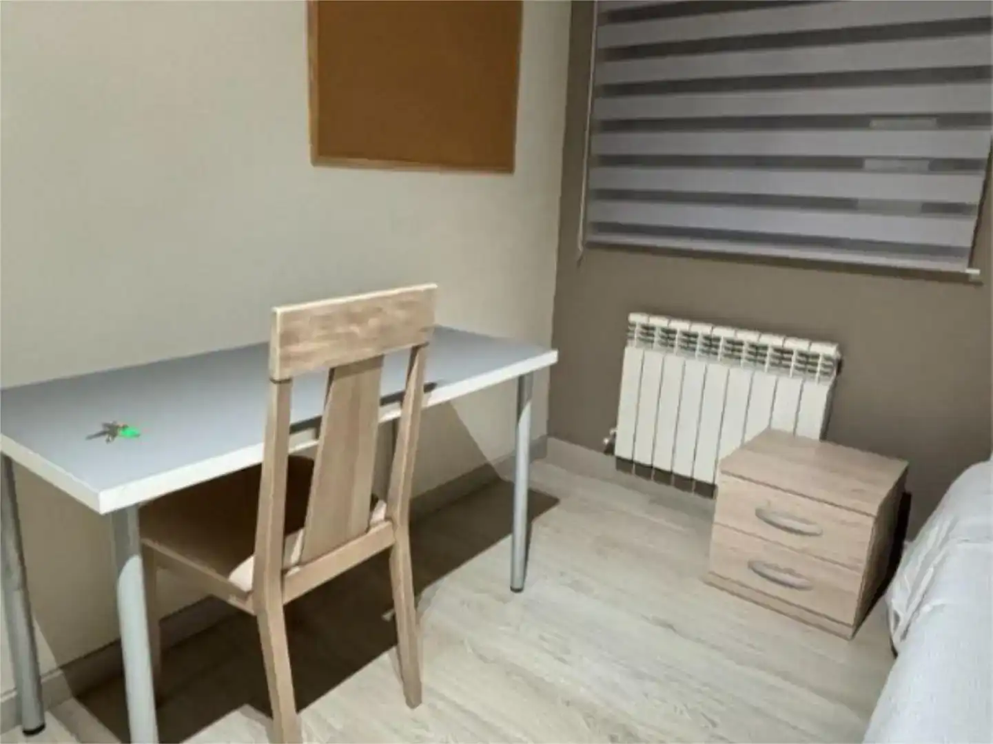Dormitori de Pis per a compartir en Jaén amb Aire condicionat, Jardí privat i Parquet