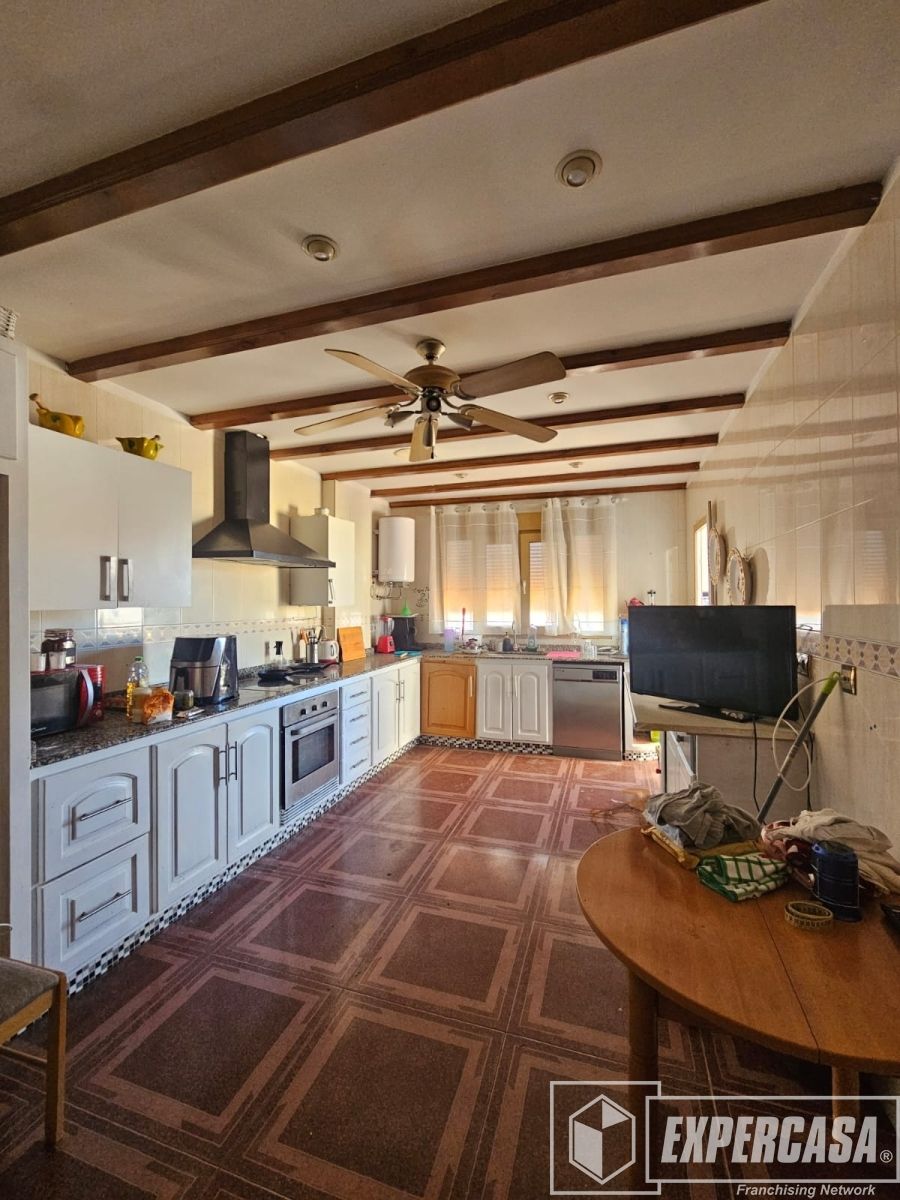 Kitchen of Flat for sale in Manuel  with Air Conditioner and Terrace