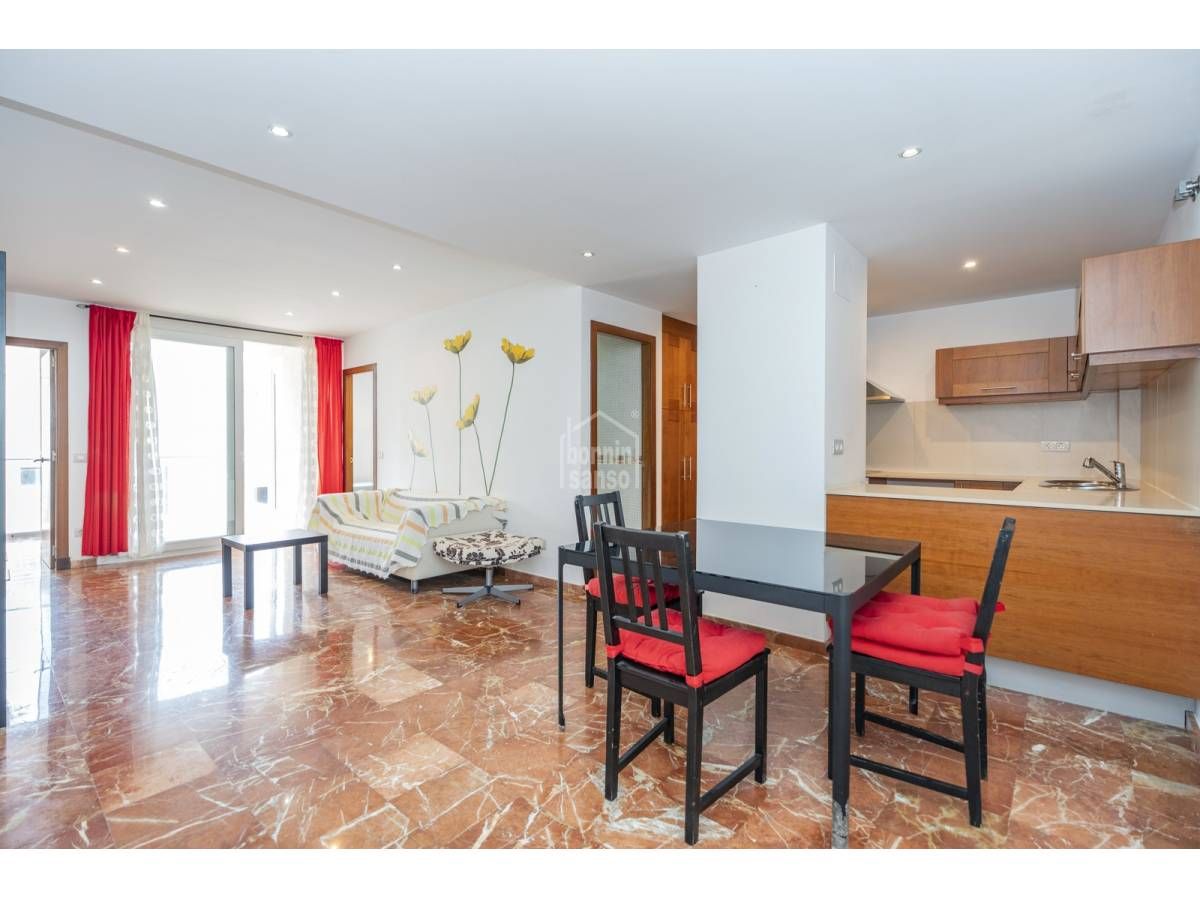 Sala d'estar de Apartament en venda en Ciutadella de Menorca amb Terrassa i Moblat