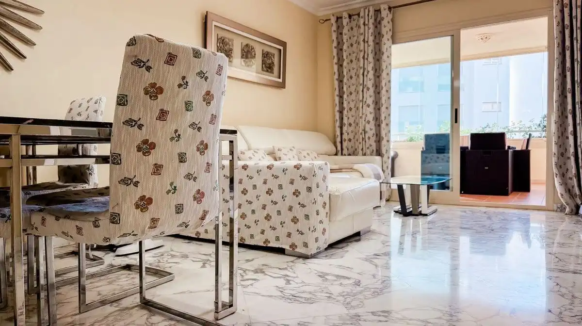 Wohnzimmer von Wohnungen zur Miete in Mijas mit Klimaanlage, Heizung und Terrasse